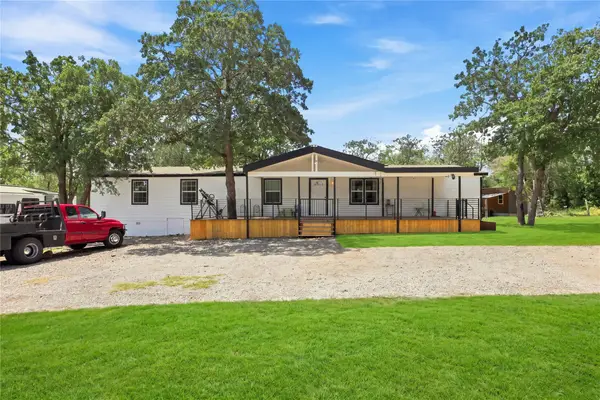 485 Bridgestone Ct, Lockhart, TX 78644