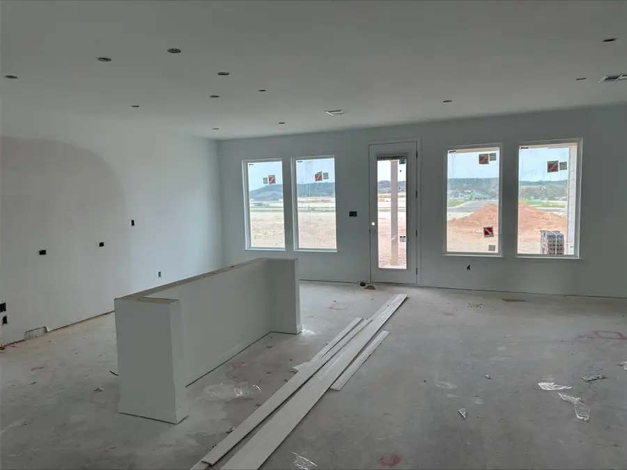 301 Horsemint Ln, Georgetown, TX 78633 - Image #3