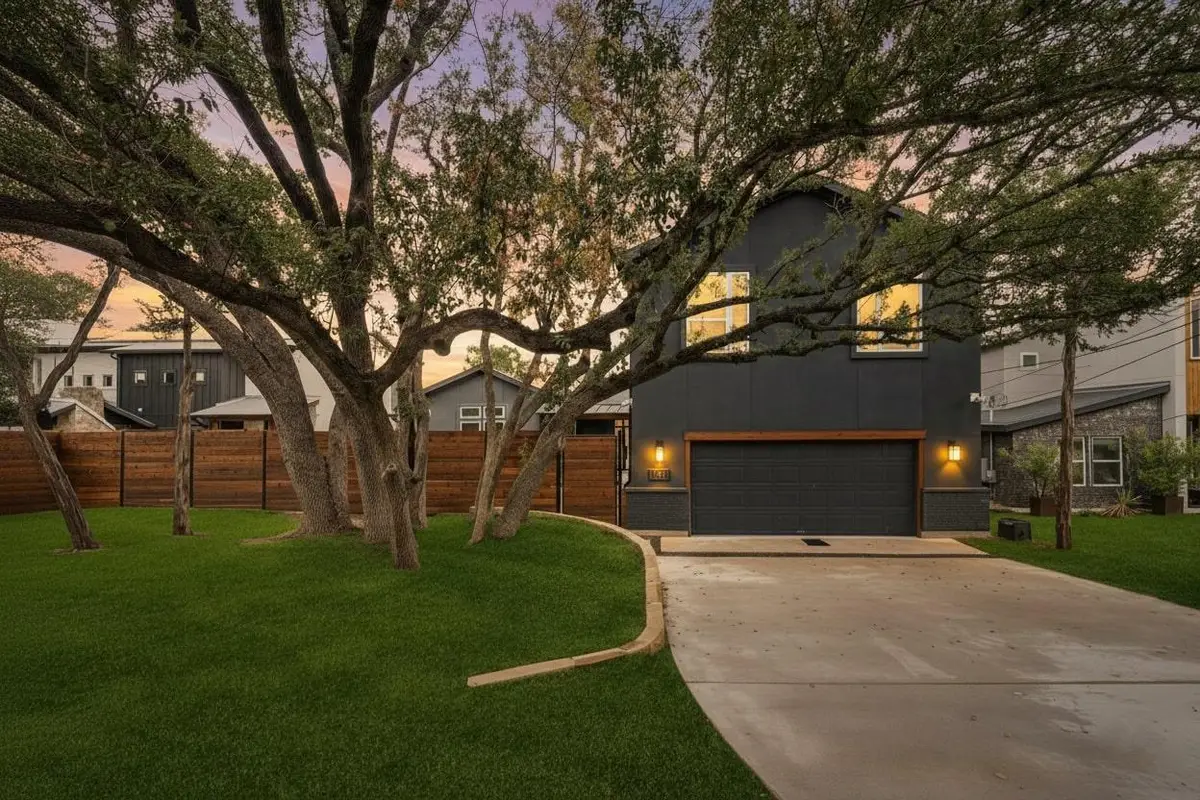 11123 Lakeside Dr, Jonestown, TX 78645 - Image #1