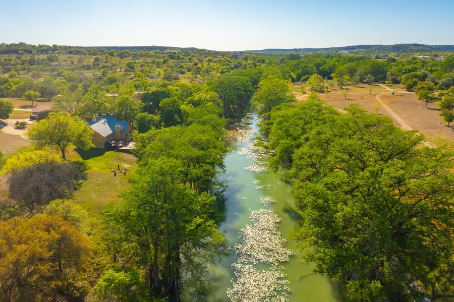 359 Beaver Rd, Ingram, TX 78025 - Image #2