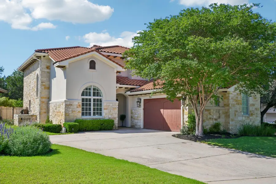 14 Camwood Trl, The Hills, TX 78738 - #2