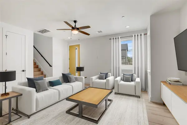 4127 E 12th St #8, Austin, TX 78721