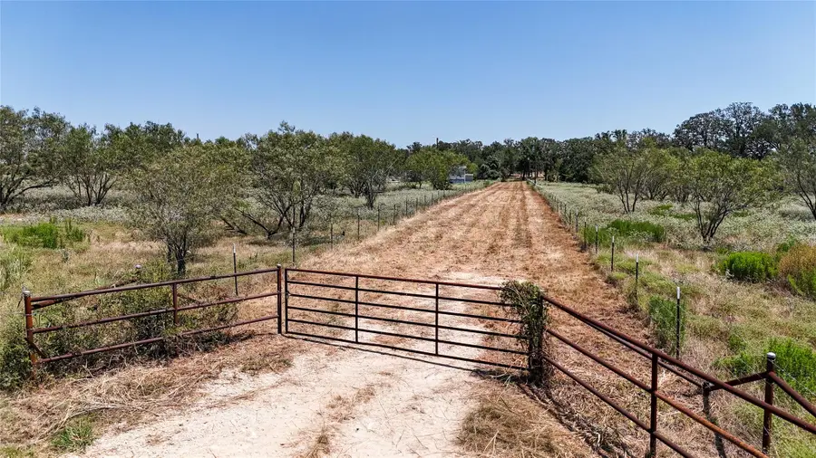 4177 Old Colony Line Rd, Lockhart, TX 78644 - #3