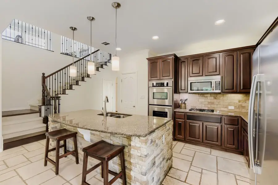 12109 Pepperidge Dr, Austin, TX 78739 - #2