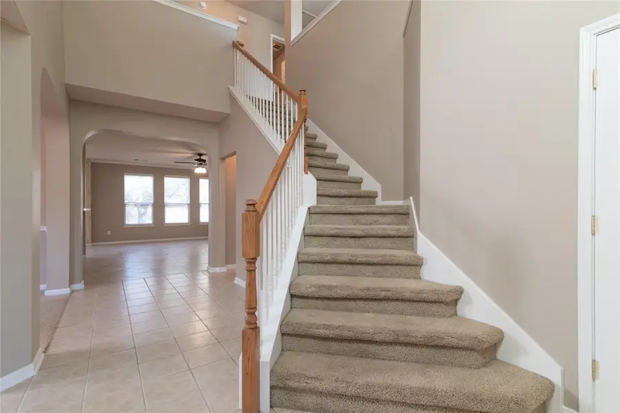 2504 Granite Creek Dr, Leander, TX 78641 - Image #3