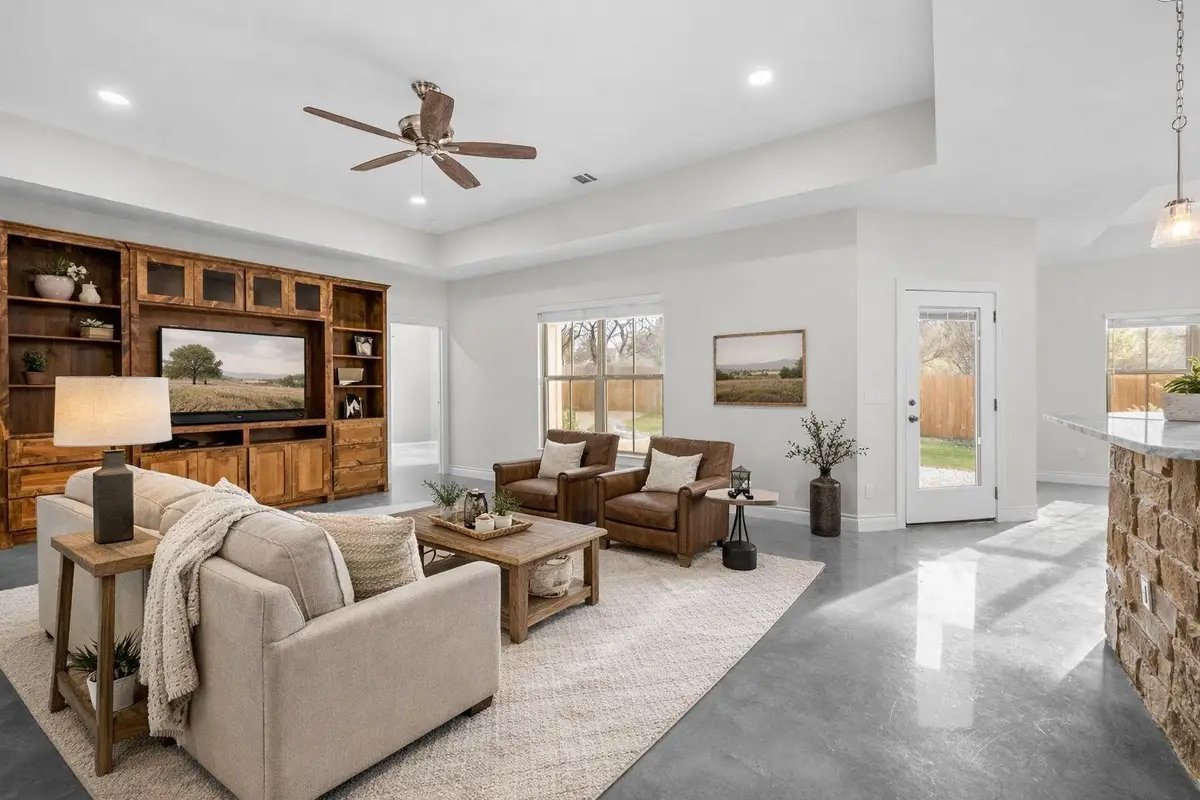 139 W Maple Dr, Granite Shoals, TX 78654 - Image #1