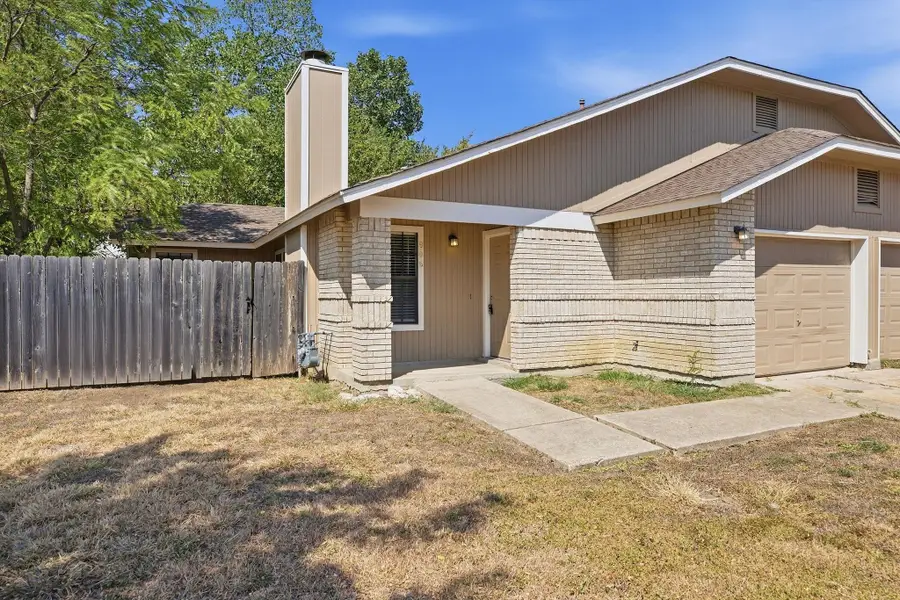 904/906 Hyridge St, Round Rock, TX 78664 - #3