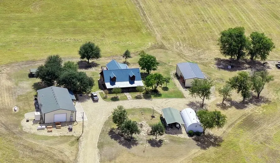 1930 County Road 361, Granger, TX 76530 - #3
