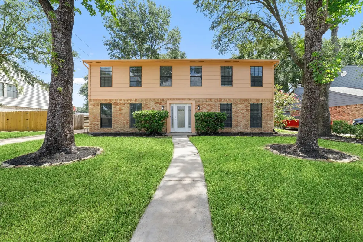 8406 Pine Falls Dr, Houston, TX 77095 - #1