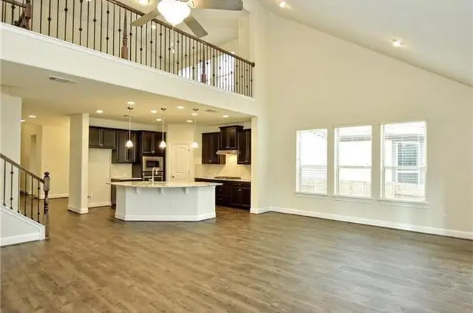 15821 Cinca Terra Dr, Bee Cave, TX 78738 - #2