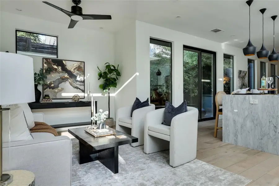 2804 E 22nd St #A, Austin, TX 78722 - #3