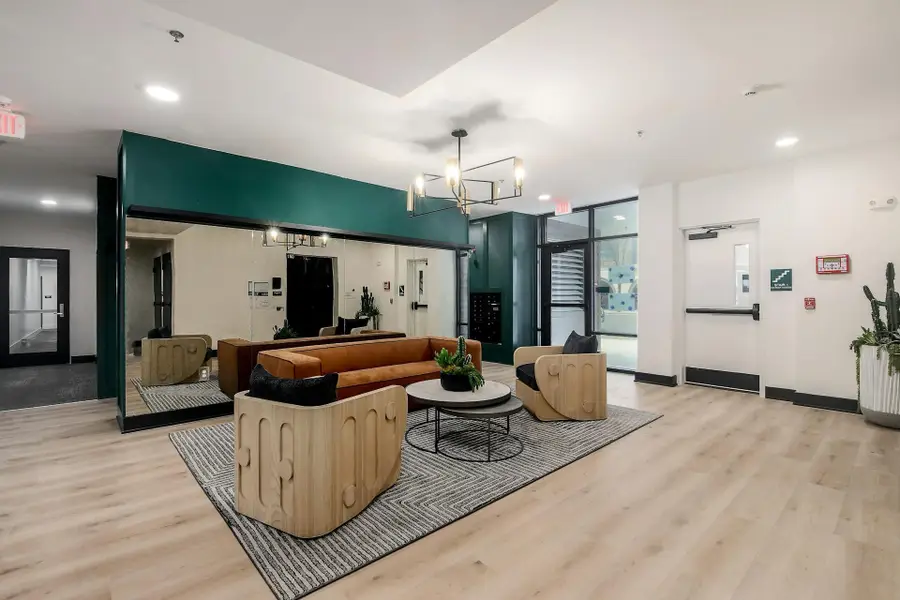 2500 Longview St #501, Austin, TX 78705 - Image #2