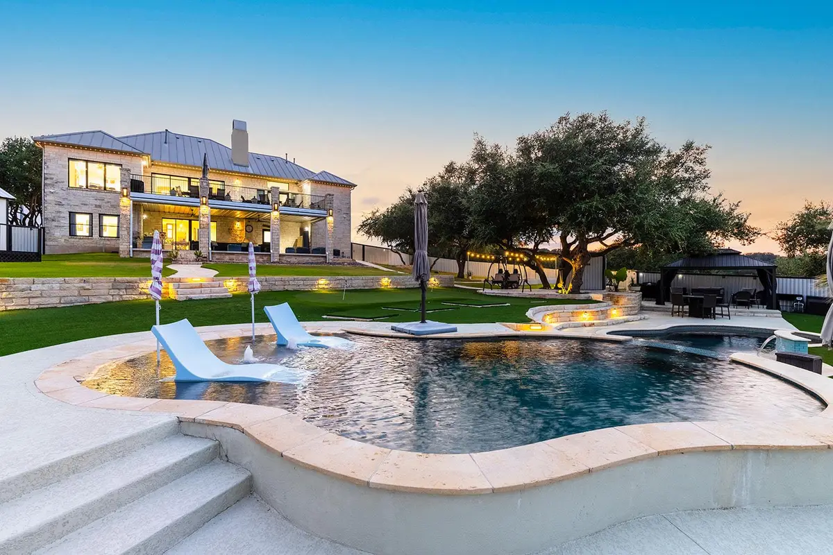 20516 Queen Bee Ln, Spicewood, TX 78669 - Image #1