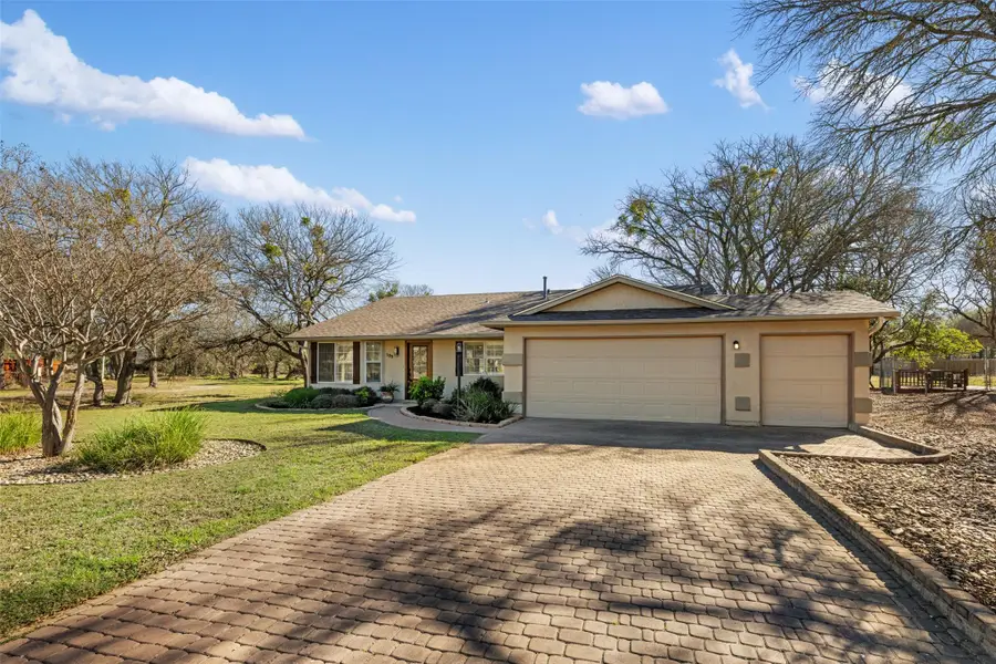 109 Vandeventer Dr, Burnet, TX 78611 - Image #3