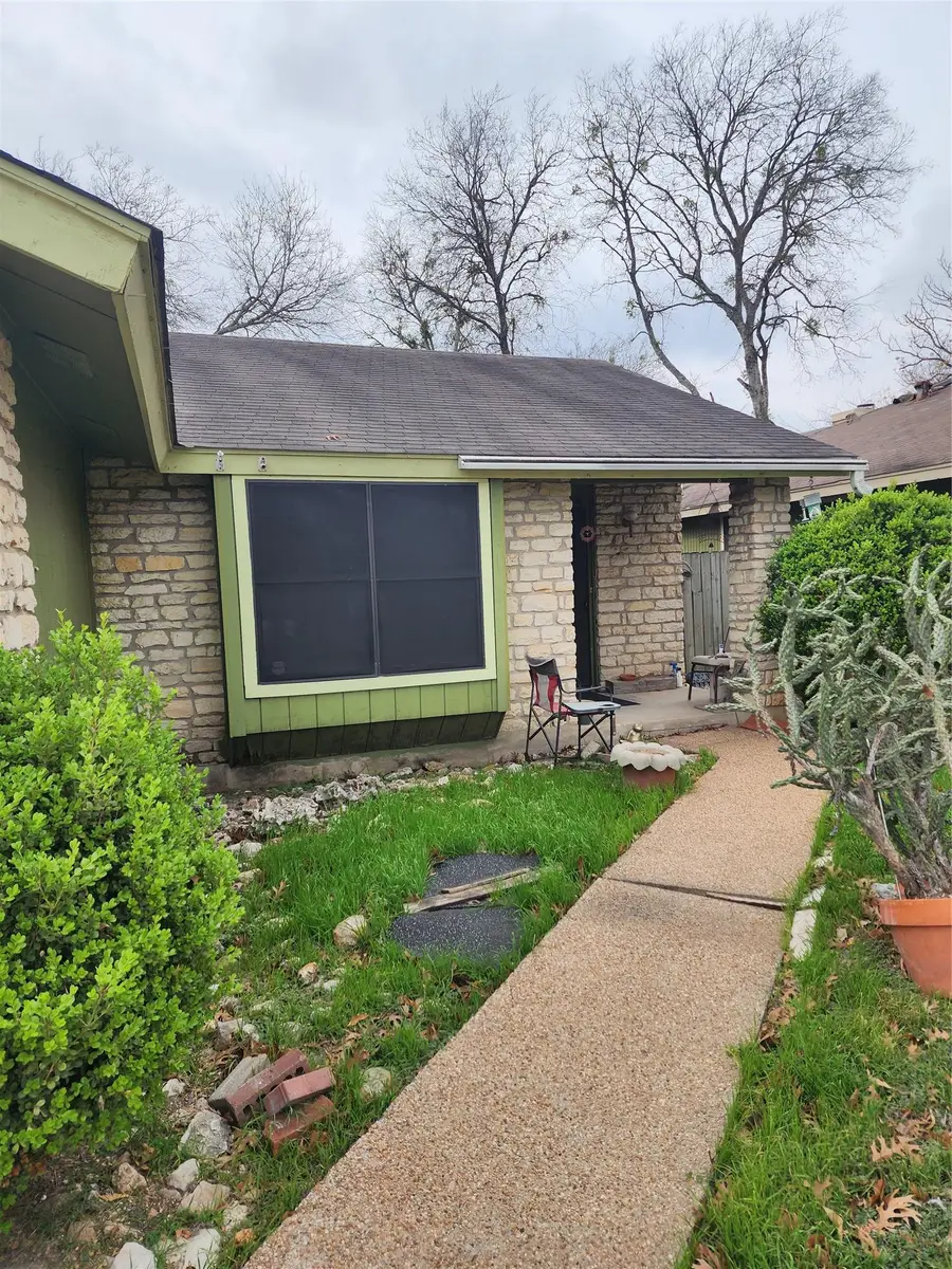 5409 Meadow Crst, Austin, TX 78744 - Image #2