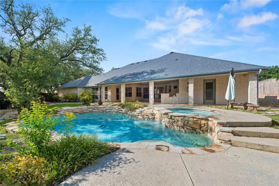 700 Pioneer Trl, Harker Heights, TX 76548 - #2