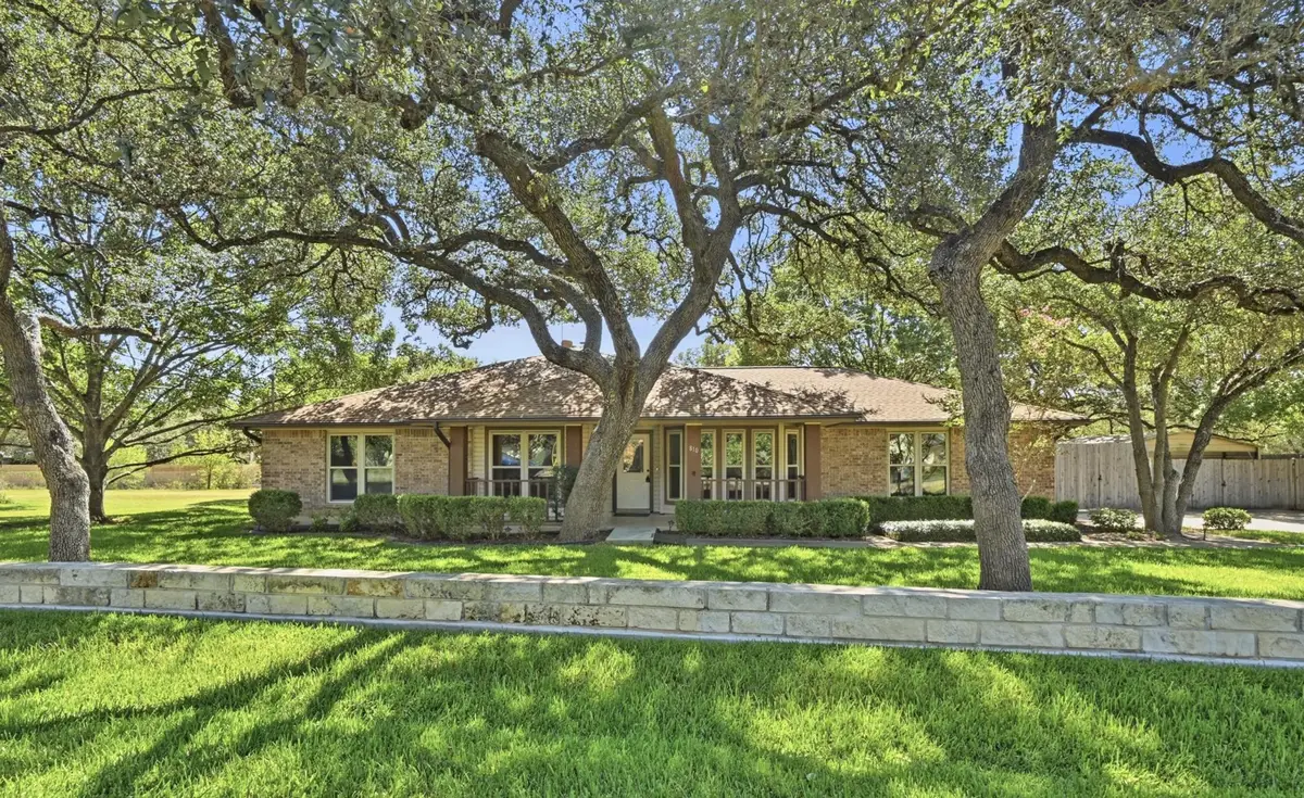 810 Pine Siskin Dr, Buda, TX 78610 - #1