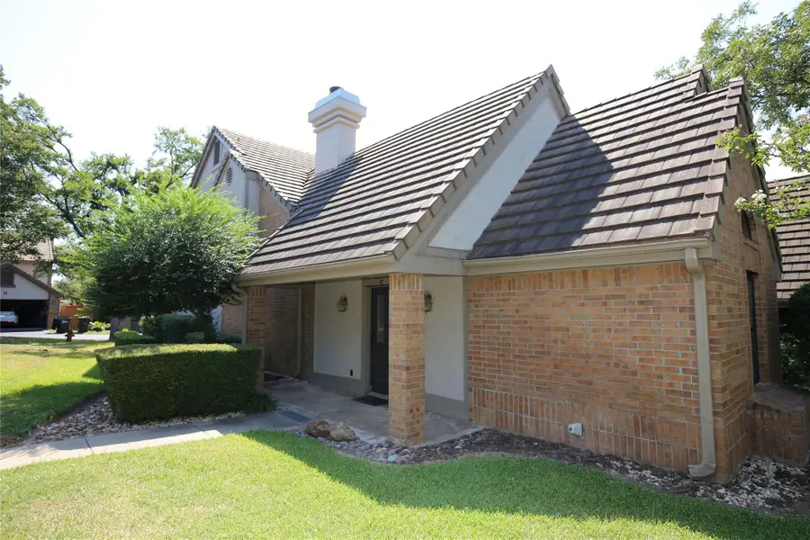 11310 Spicewood Club Dr #12, Austin, TX 78750 - Image #2