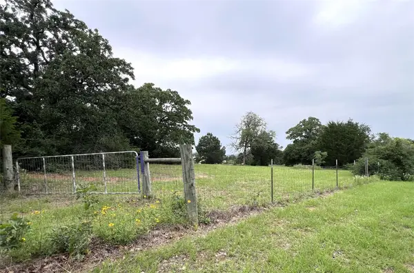 160 Rosanky Cattle Company Rd, Smithville, TX 78957