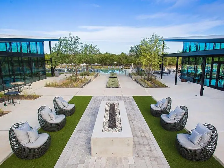 8805 Golden Lion Dr, Austin, TX 78744 - #3
