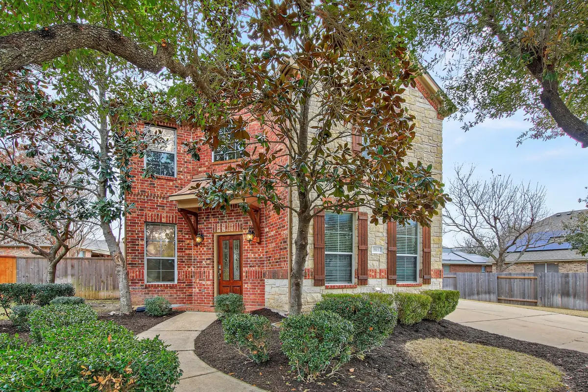 915 Mesquite Hollow Pl, Round Rock, TX 78665 - Image #1
