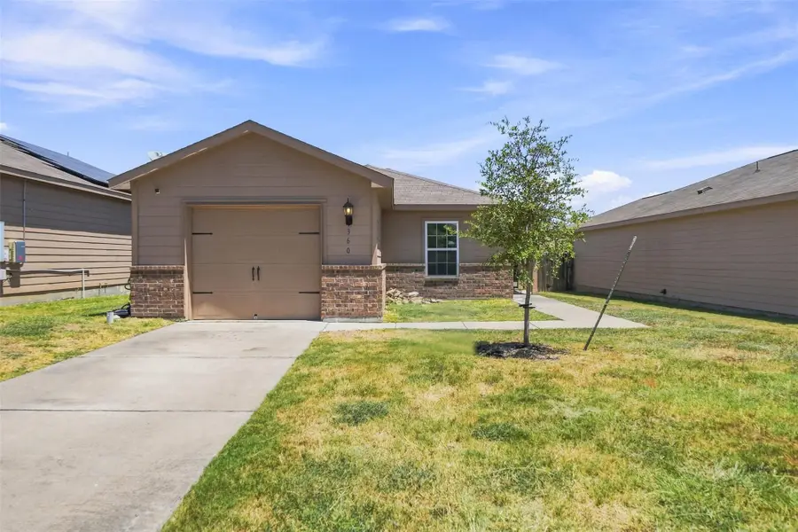 360 Farmer Ln, Jarrell, TX 76537 - #2