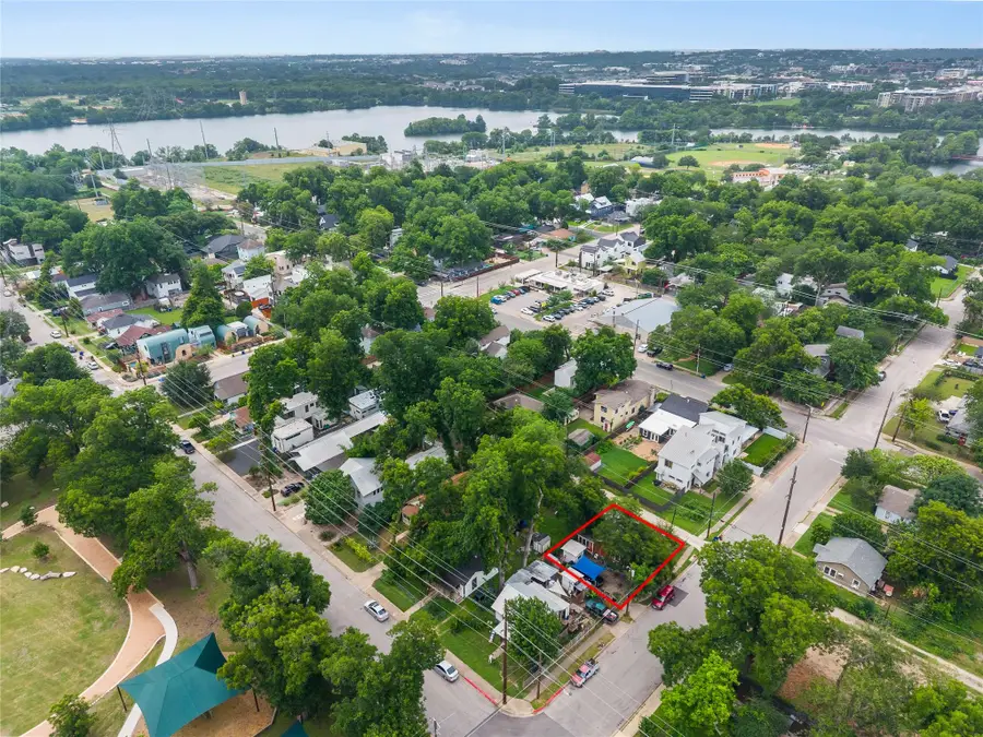 67 Anthony St, Austin, TX 78702 - #3