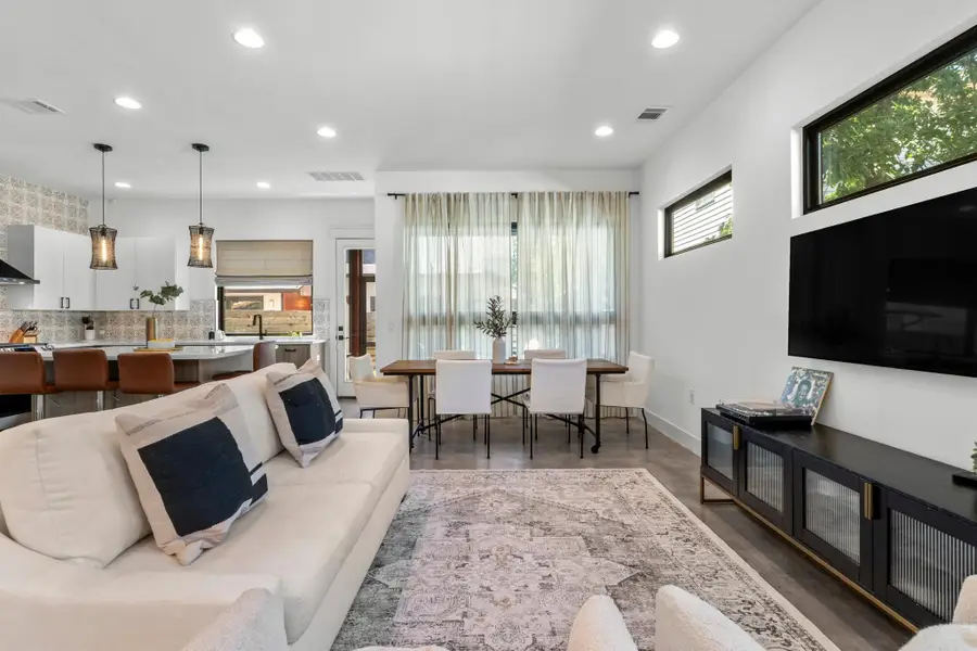409 W 55th 1/2 St, Austin, TX 78751 - #2