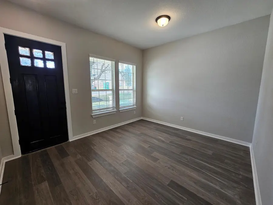 1709 Garret Oaks Ln, Georgetown, TX 78633 - Image #2