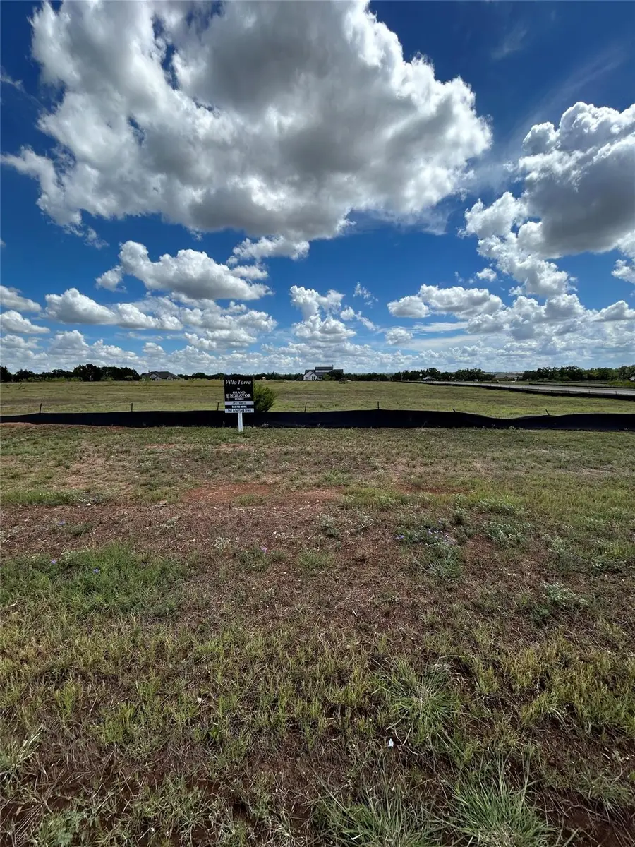 541 Arborland Dr, Georgetown, TX 78633 - Image #2