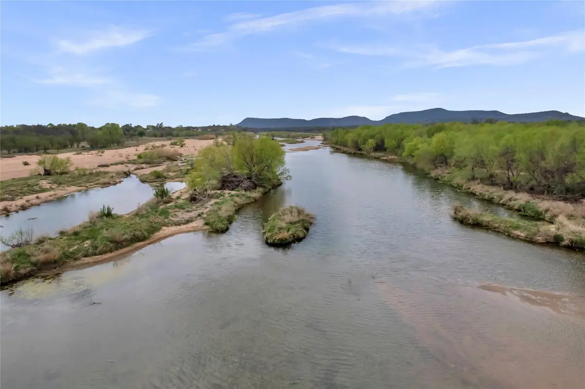 5898 River Oaks Dr, Kingsland, TX 78639 - Image #1