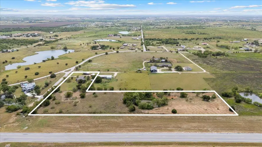 11401 Schmidt Ln, Manor, TX 78653 - Image #2