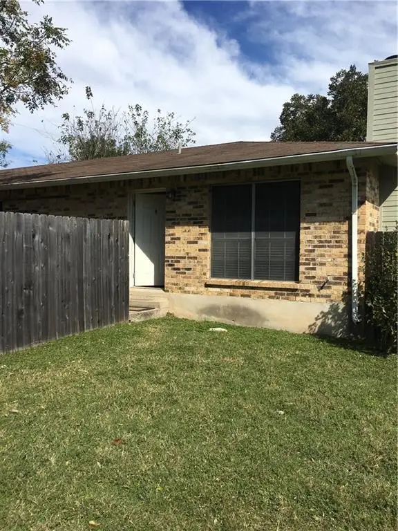 2200 Granberry Dr, Austin, TX 78745