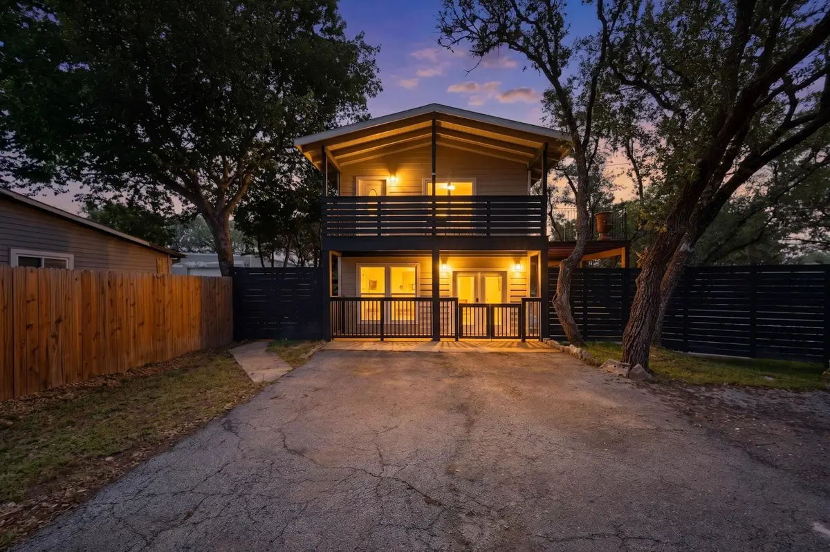 1070 Timberlane Dr, Canyon Lake, TX 78133 - #1
