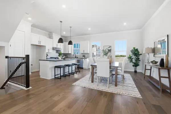 905 Pullman St, Leander, TX 78641