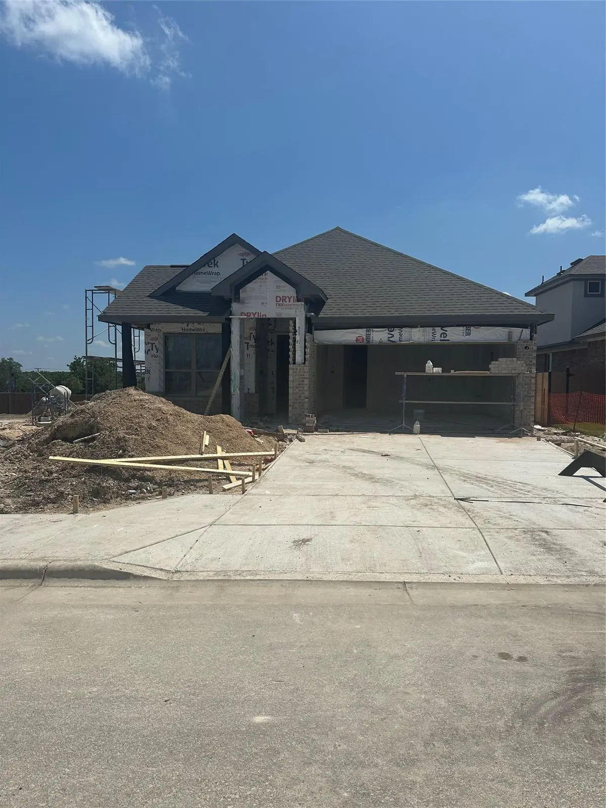 401 Raleigh Dr, Georgetown, TX 78633 - #1