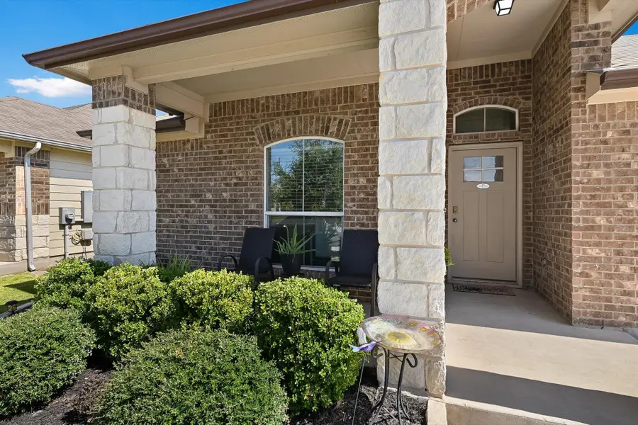 112 Groves Ln, Hutto, TX 78634 - Image #3