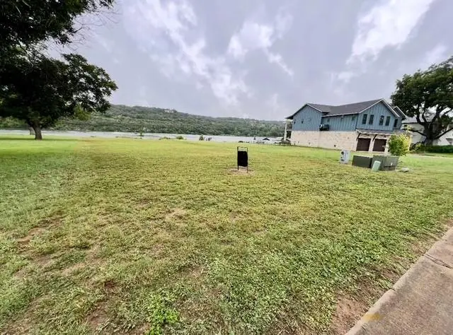 904 Pecan Cir, Marble Falls, TX 78654 - Image #1