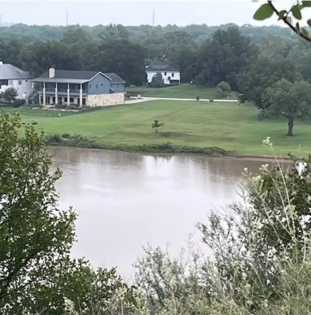 904 Pecan Cir, Marble Falls, TX 78654 - Image #2