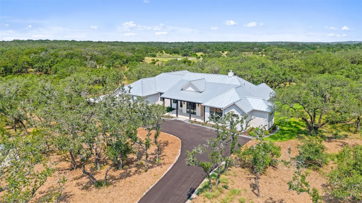 172 Crooked Creek Ct, Johnson City, TX 78636 - #1