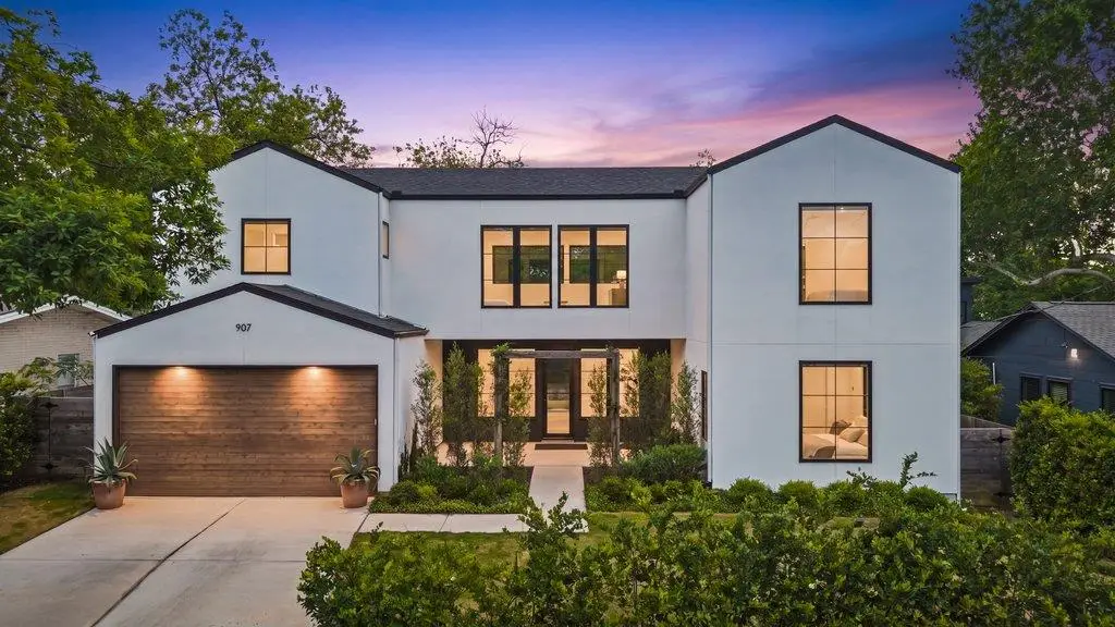 907 Karen Ave, Austin, TX 78757 - #1