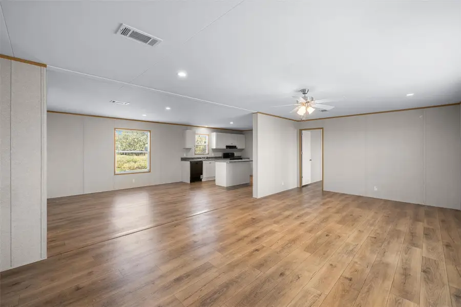 139 Azalea Ct, Dale, TX 78616 - Image #3