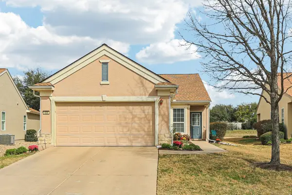 323 Crockett Loop, Georgetown, TX 78633