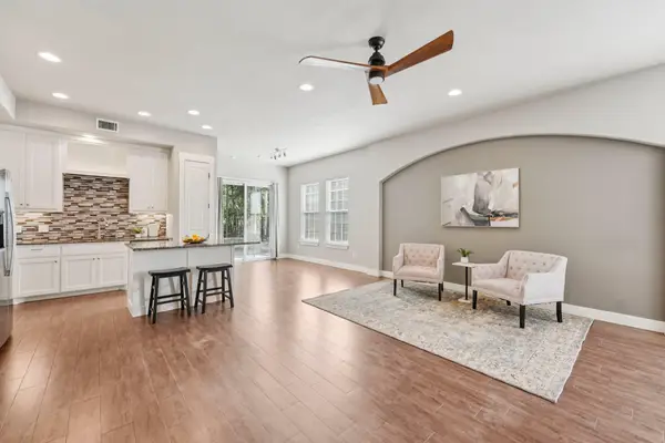 4301 Mansfield Dam Rd #2101, Austin, TX 78734