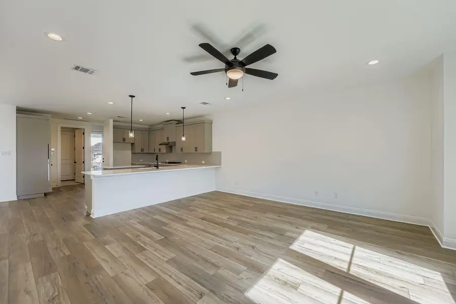 372 Orleanian Dr, Buda, TX 78610 - Image #3