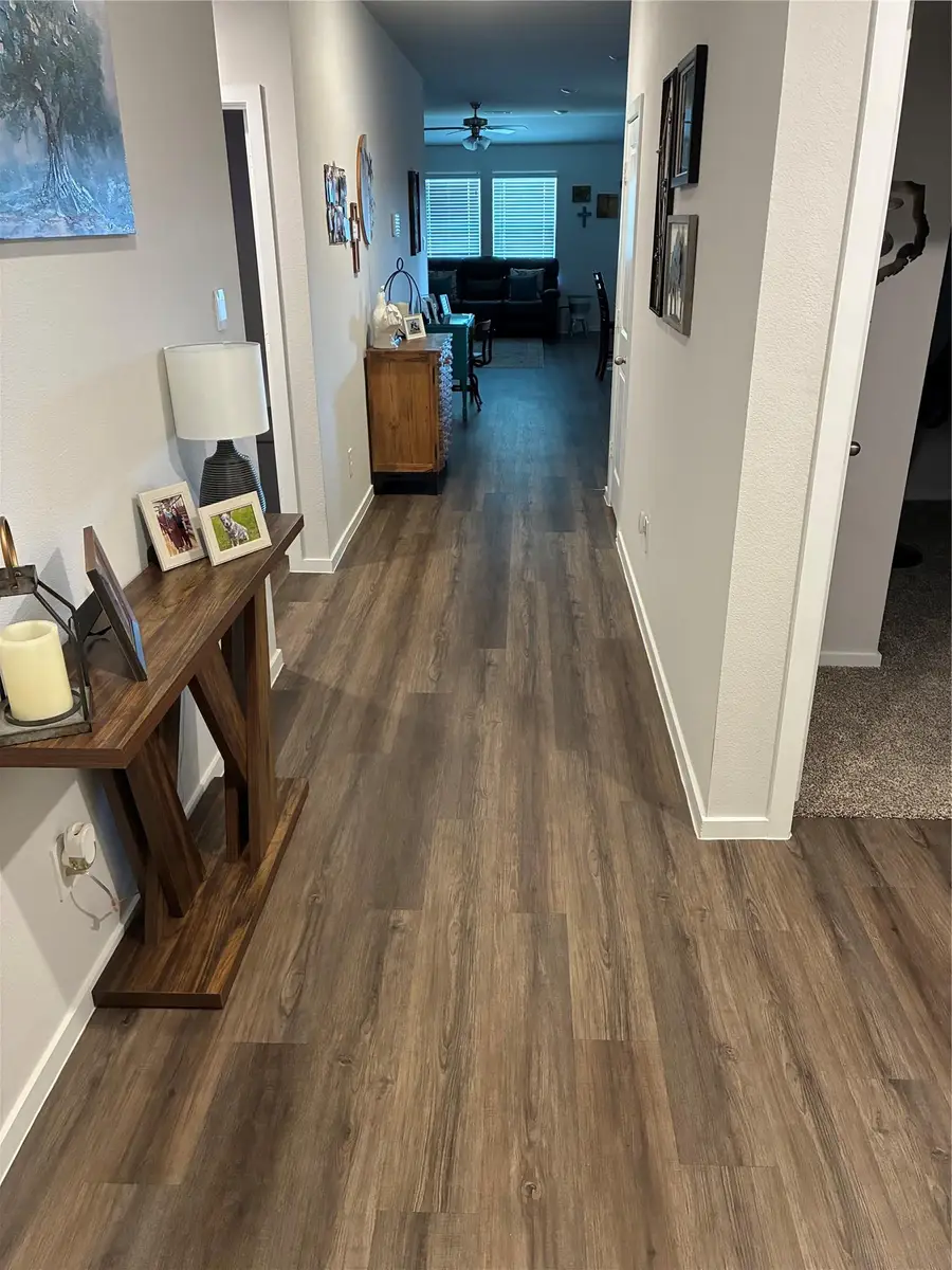 402 Perry Pl, Rockdale, TX 76567 - #2