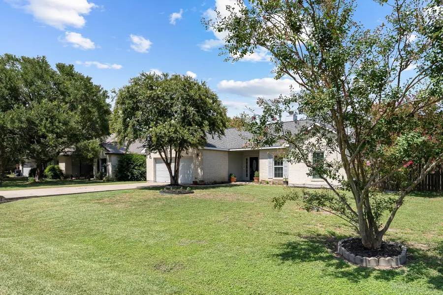 215 Spotted Fawn Dr, Hutto, TX 78634 - #3