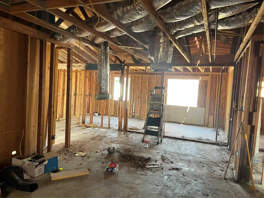 6706 Cruz St, Austin, TX 78741 - #2