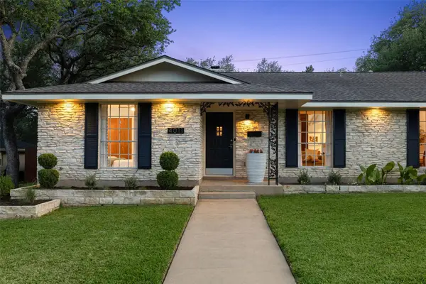 4011 Greystone Dr, Austin, TX 78731