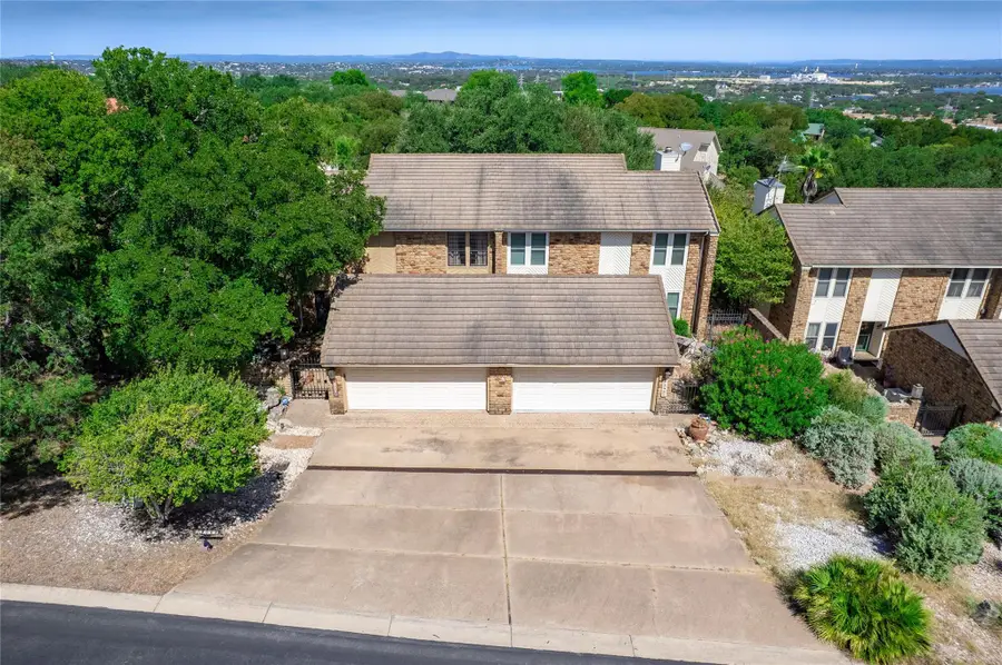 706-A Clayton Nolen Dr, Horseshoe Bay, TX 78657 - #2